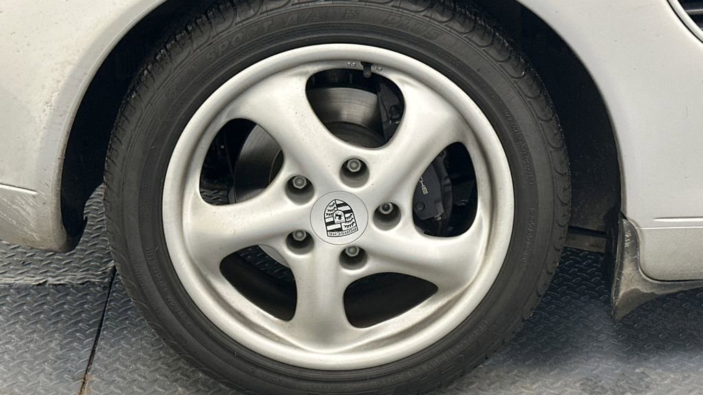 Used 2000 Porsche Boxster image 23