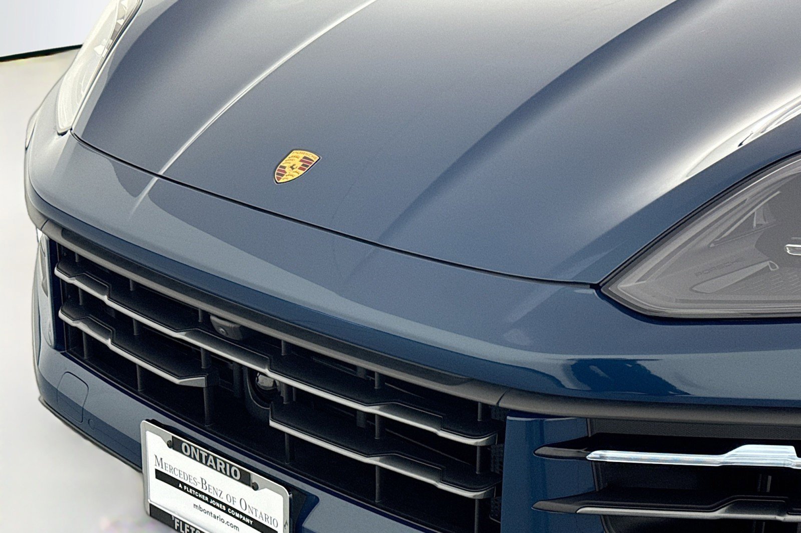 Used 2024 Porsche Cayenne AWD/4WD image 12