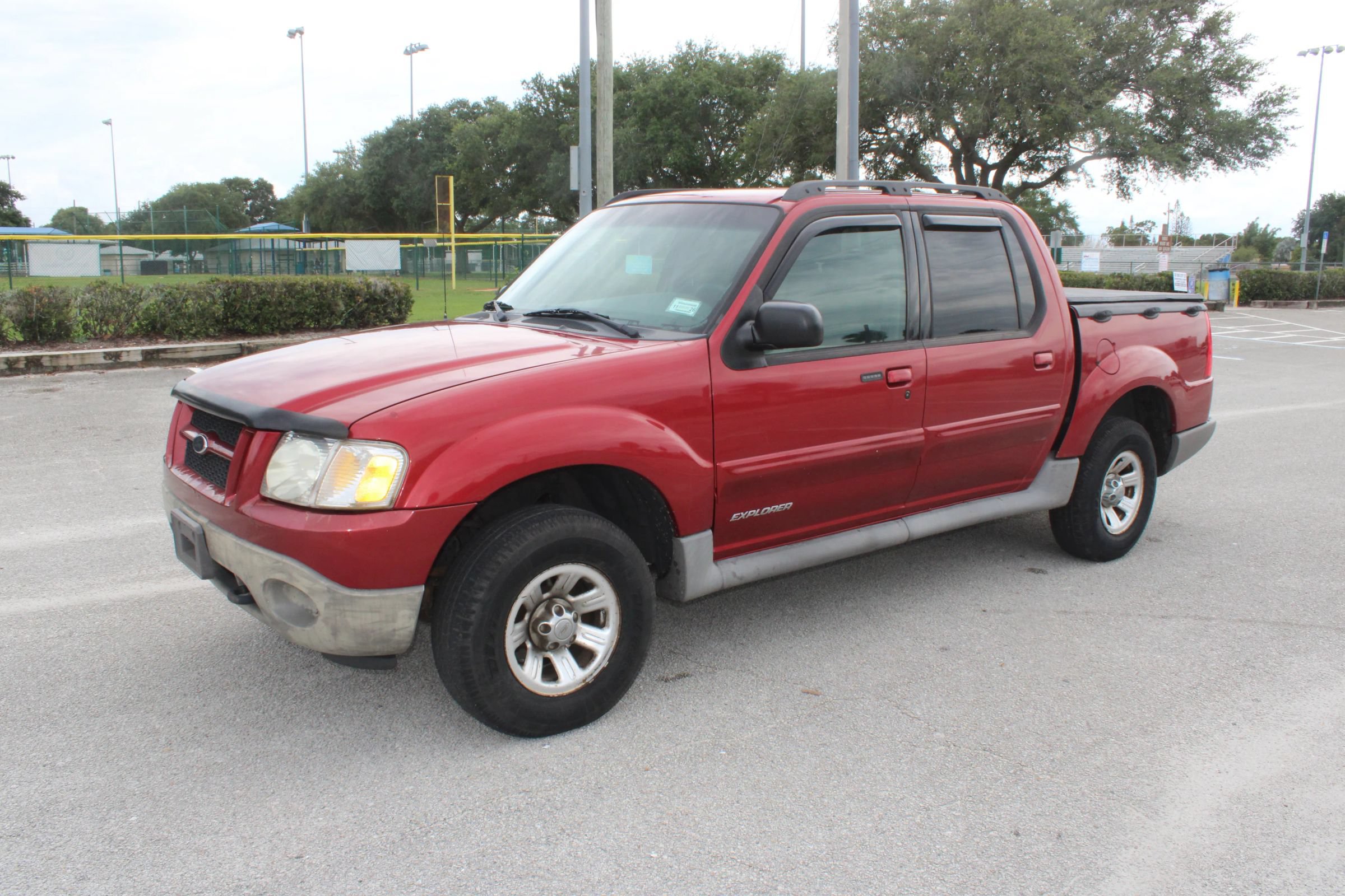 Used 2001 Ford Explorer Sport Trac 4x4 image 5