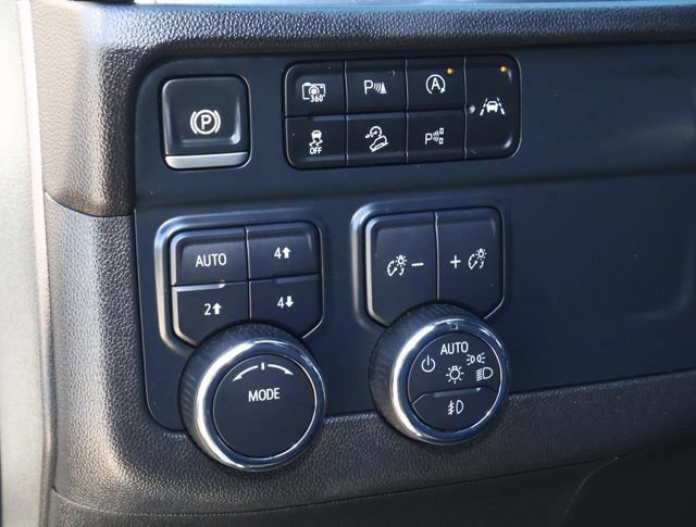 Used 2025 Chevrolet Tahoe Z71 AWD/4WD image 24