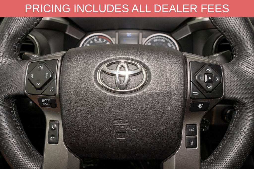Used 2021 Toyota Tacoma SR5 w/ SR5 Appearance Package (SM) AWD/4WD image 17