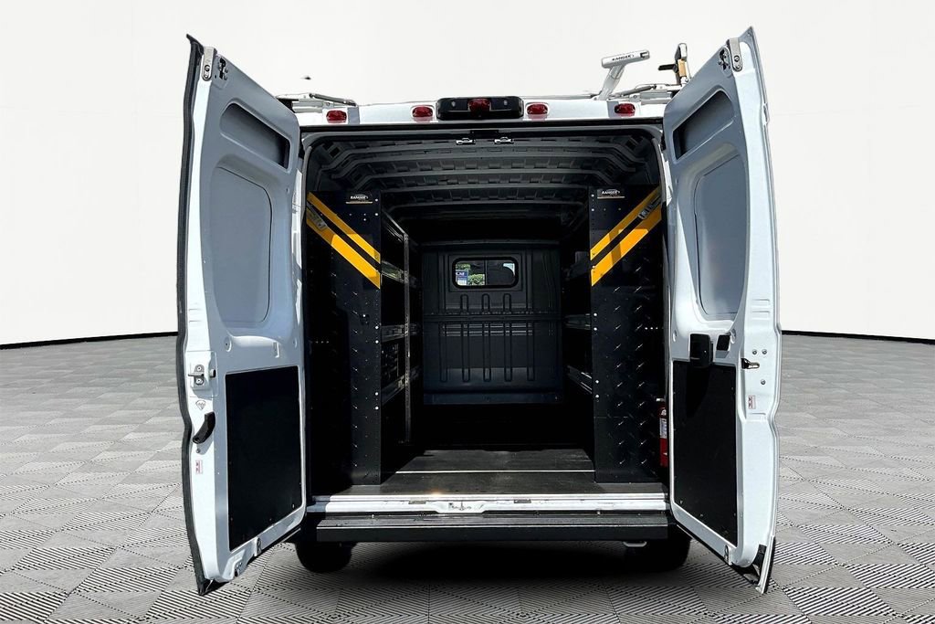 Used 2024 RAM ProMaster 2500 FWD image 7
