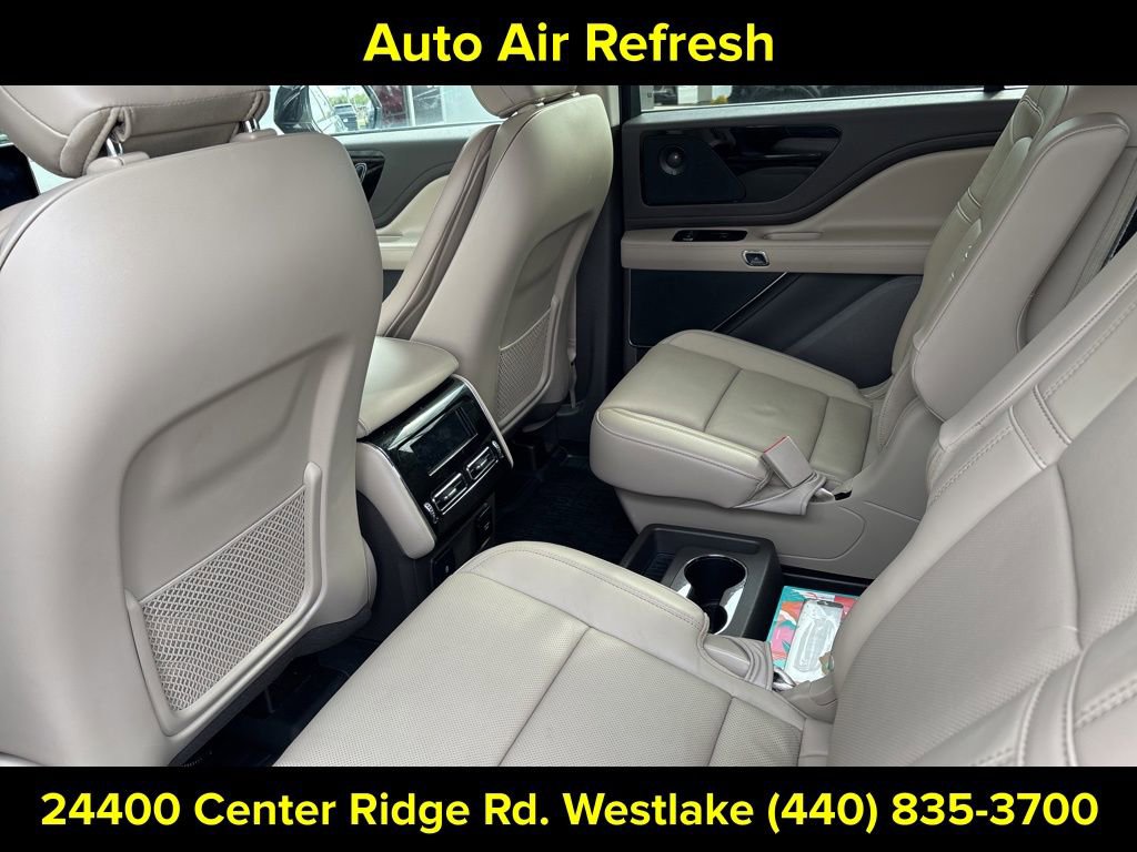 Used 2024 Lincoln Aviator Reserve w/ Equipment Group 201A AWD/4WD image 15