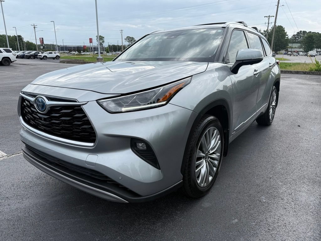 Used 2023 Toyota Highlander Platinum AWD/4WD image 6