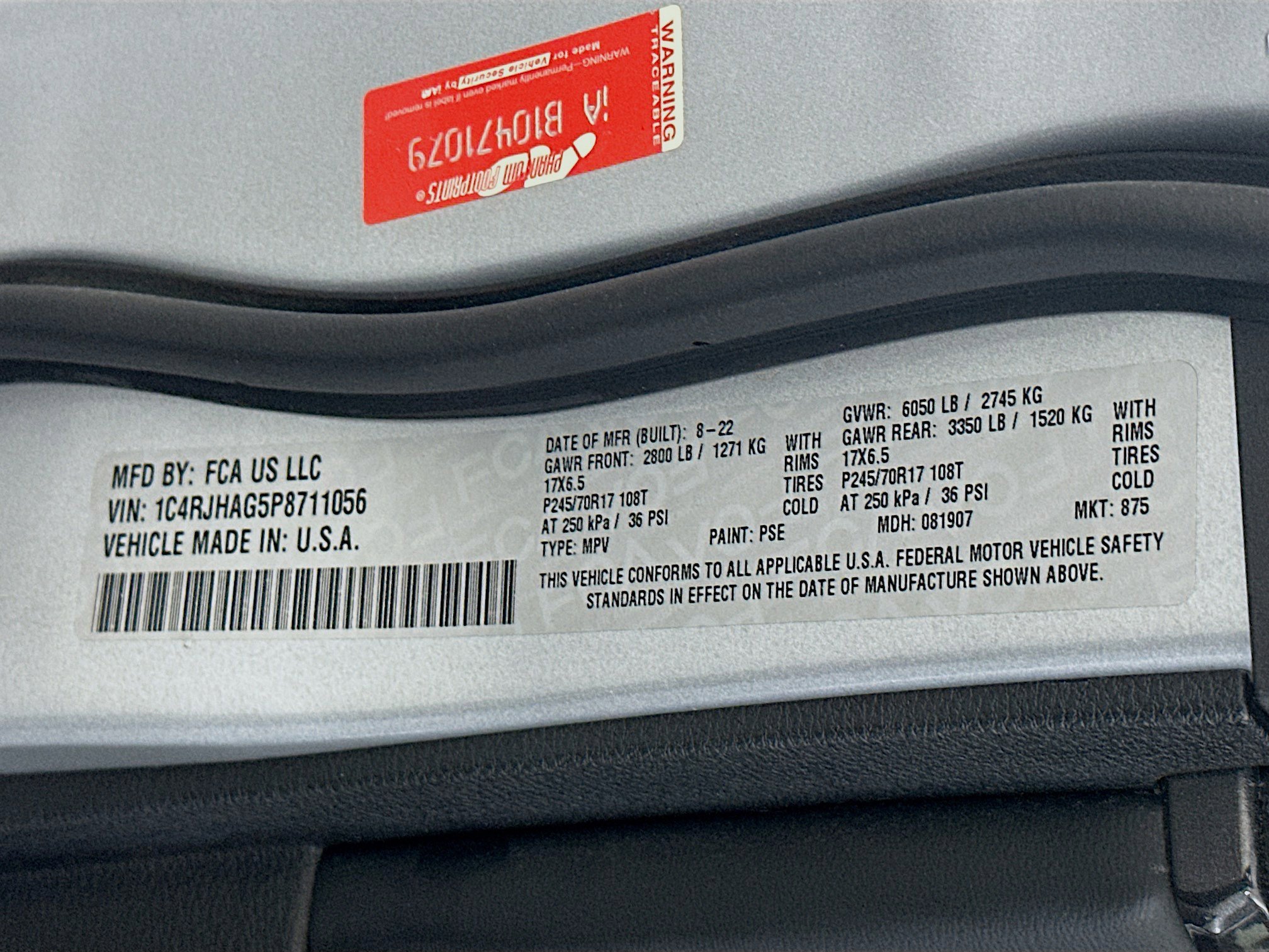 Used 2023 Jeep Grand Cherokee Laredo image 12