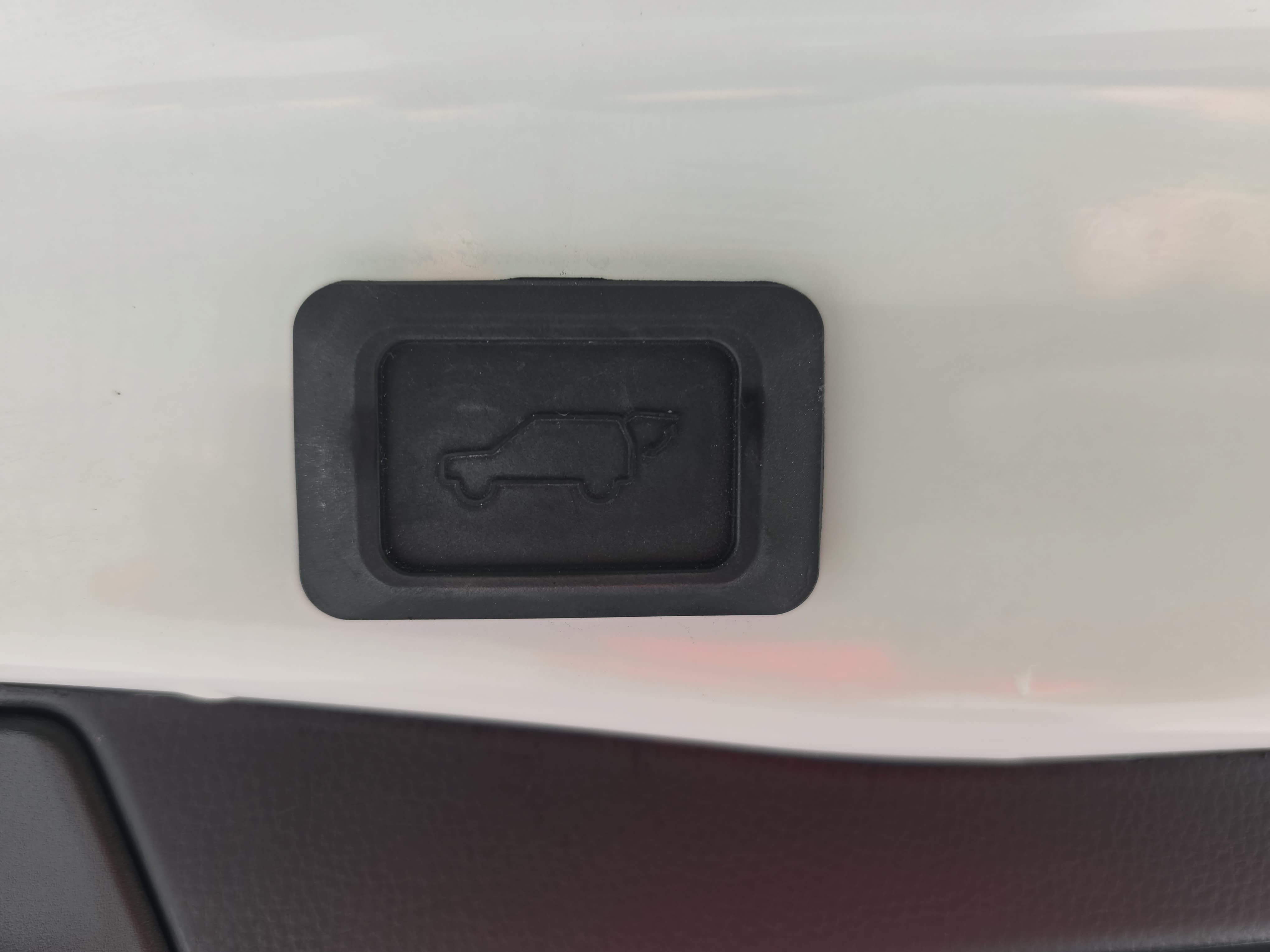 Used 2022 Toyota RAV4 SE w/ Convenience Package AWD/4WD image 12