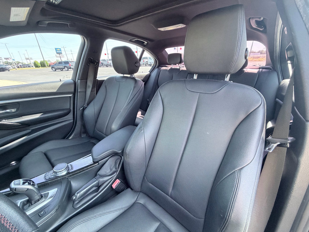 Used 2017 BMW 330i Sedan RWD image 22