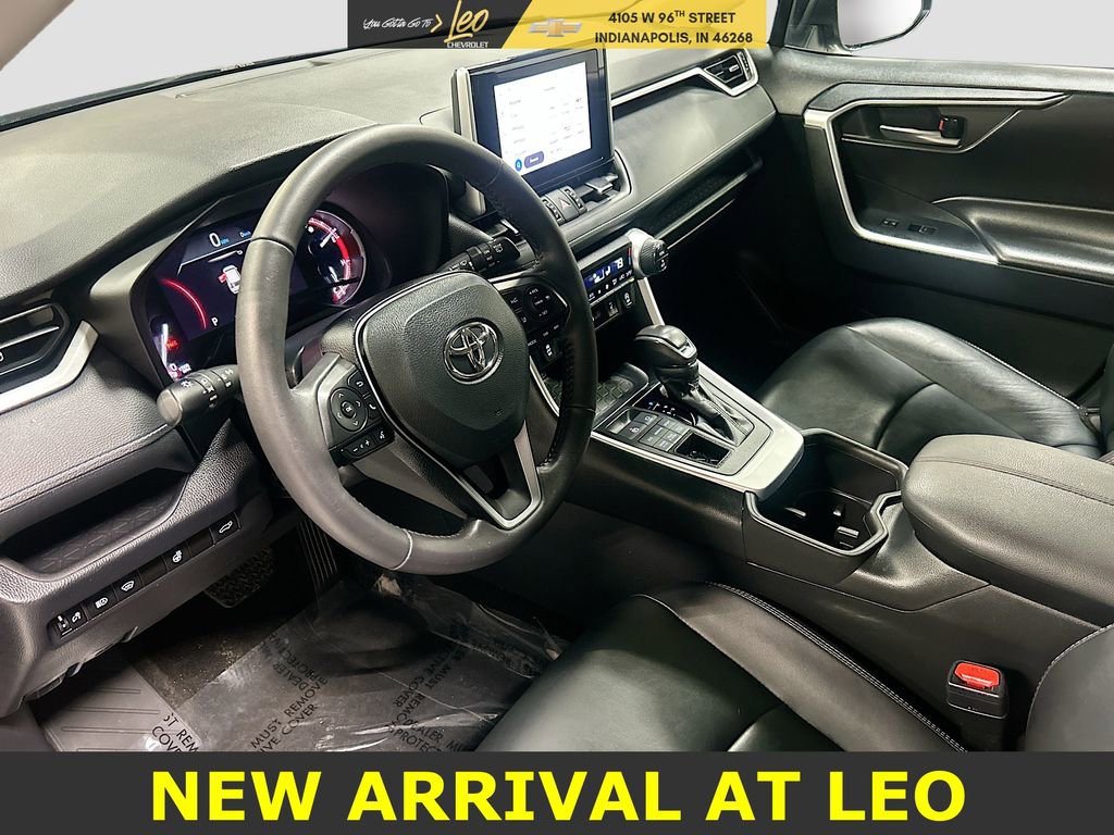 Used 2024 Toyota RAV4 XLE Premium image 9
