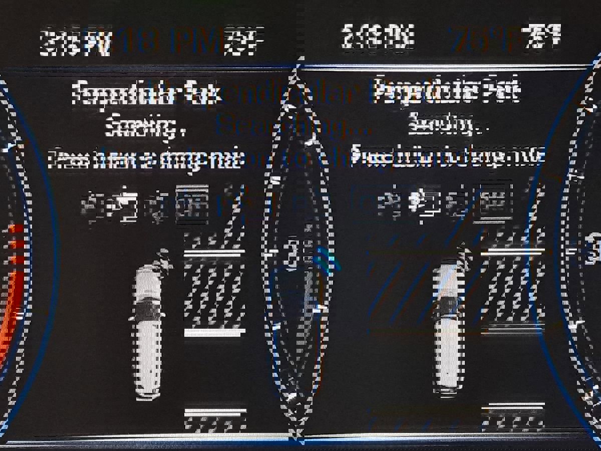 Used 2015 Land Rover Range Rover Long Wheelbase Autobiography image 14