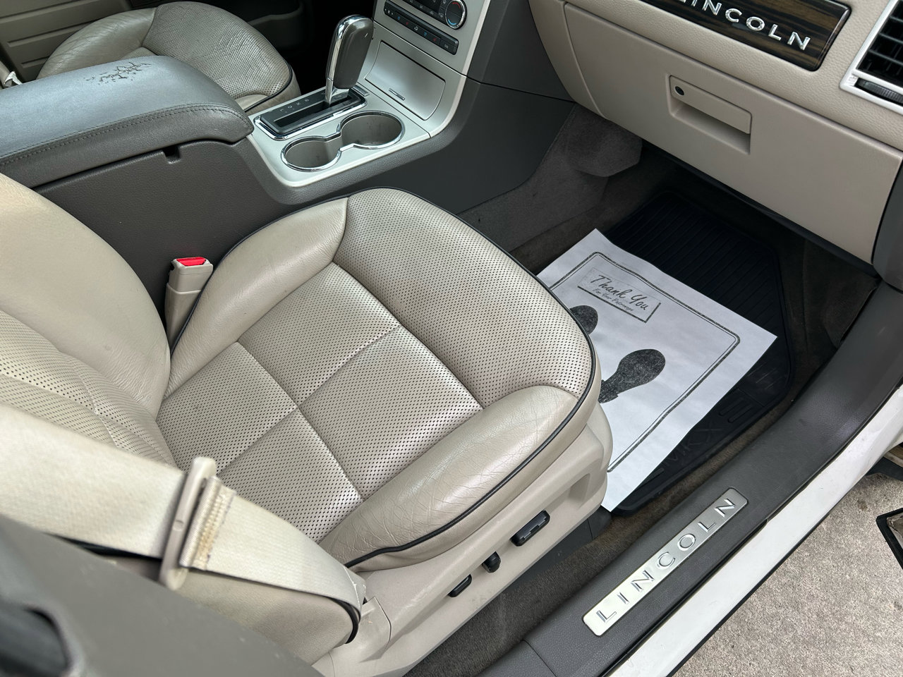 Used 2008 Lincoln MKX FWD image 11