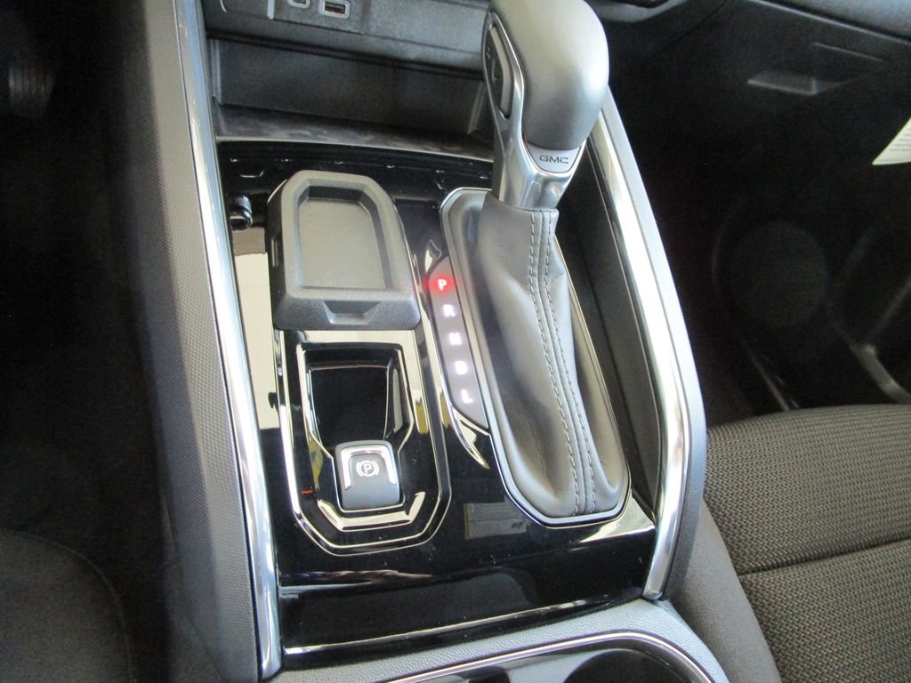 New 2026 GMC Canyon Elevation RWD image 32