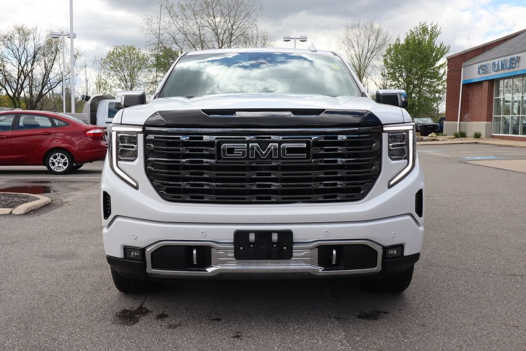 Used 2025 GMC Sierra 1500 Denali Ultimate AWD/4WD image 7