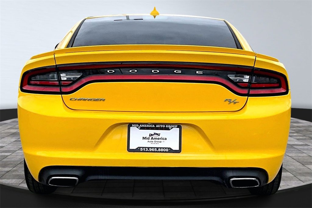 Used 2017 Dodge Charger R/T image 4
