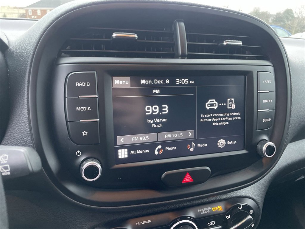 Certified 2023 Kia Soul LX image 10