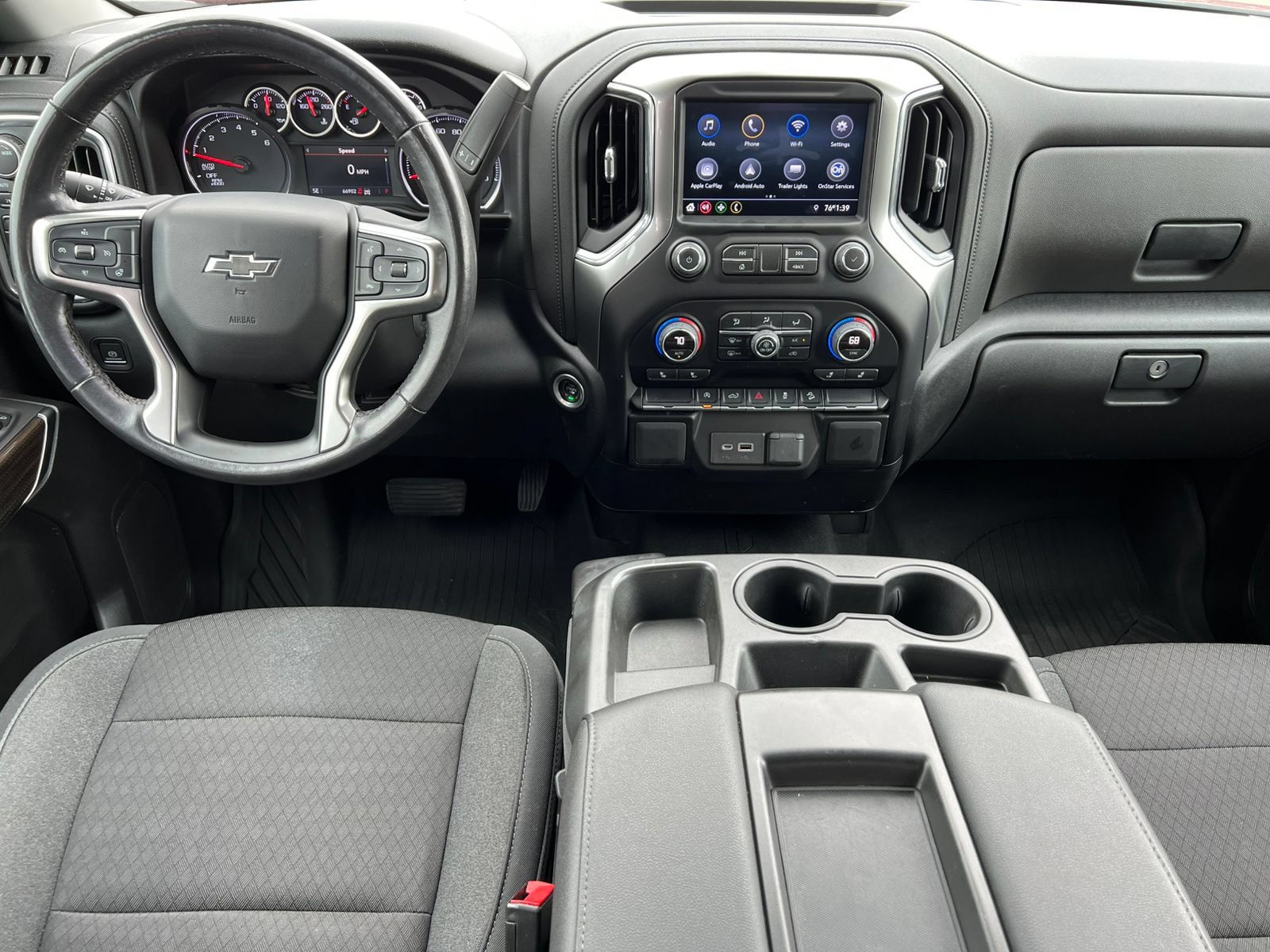 Used 2022 Chevrolet Silverado 1500 RST AWD/4WD image 3