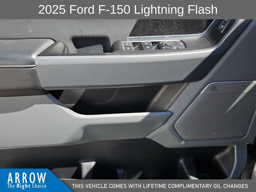 Used 2025 Ford F150 Lightning Flash AWD/4WD image 21