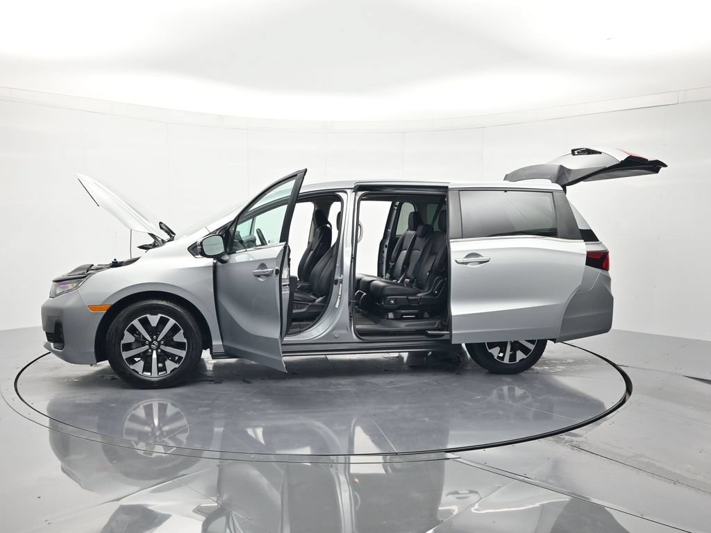 Used 2025 Honda Odyssey EX-L image 48