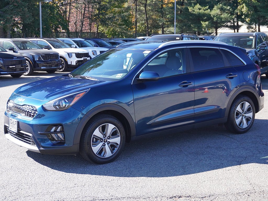 Used 2022 Kia Niro LX image 5