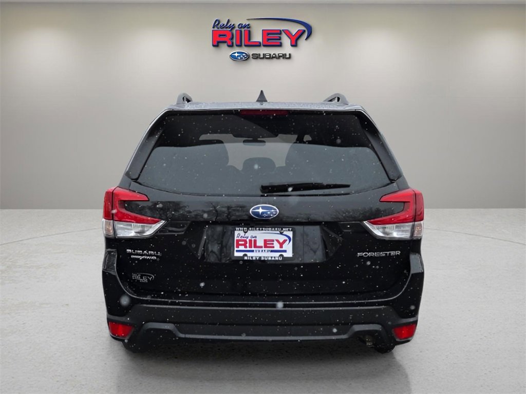 Certified 2023 Subaru Forester Premium image 4