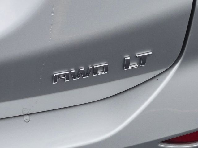 Used 2021 Chevrolet Equinox LT w/ Driver Convenience Package image 14