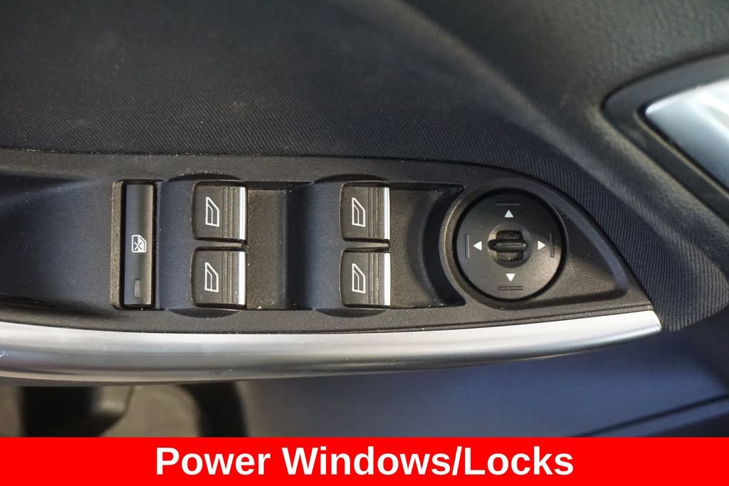 Used 2018 Ford Focus ST FWD image 5