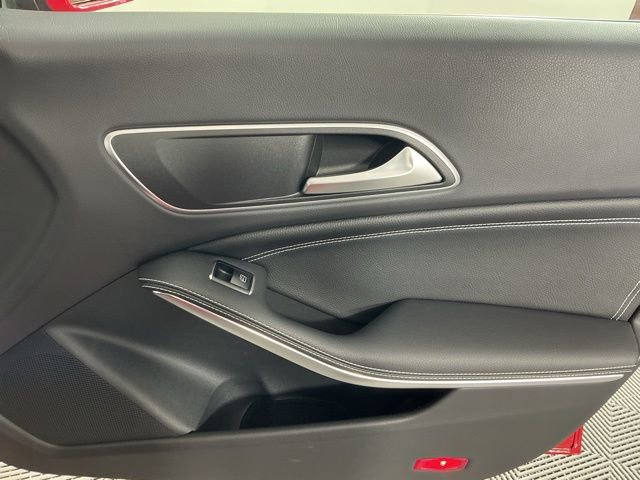 Used 2016 Mercedes-Benz CLA 250 4MATIC image 13