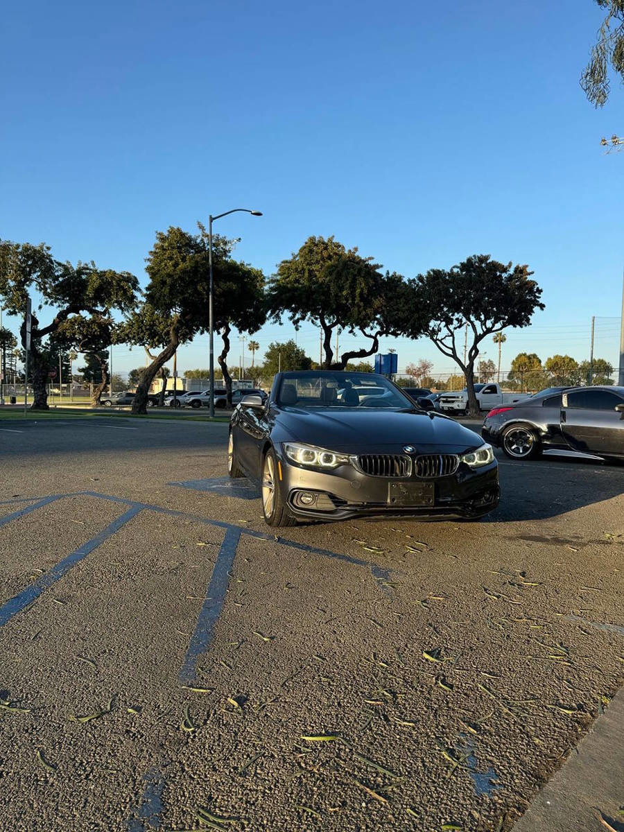 Used 2018 BMW 430i Convertible w/ Premium Package image 3