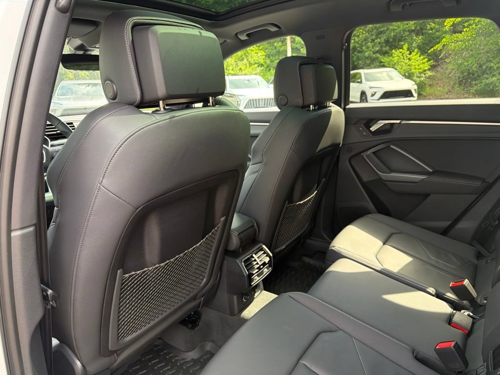 Used 2025 Audi Q3 2.0T Premium AWD/4WD image 15