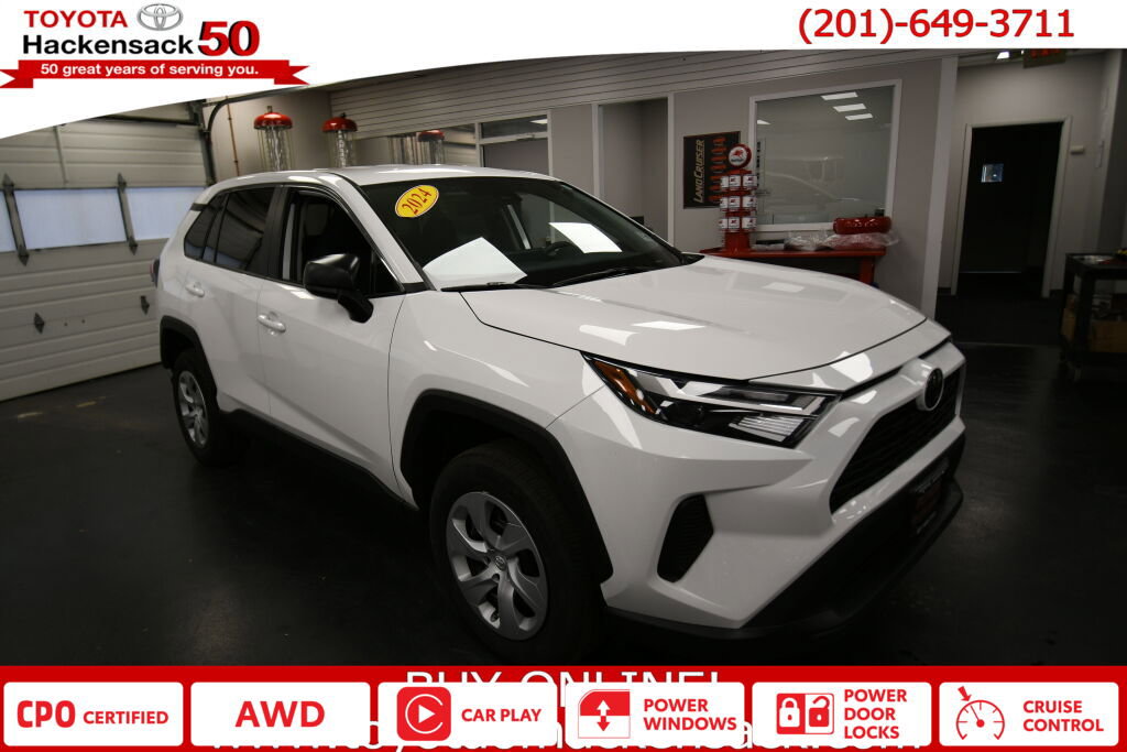 Certified 2024 Toyota RAV4 LE image 1