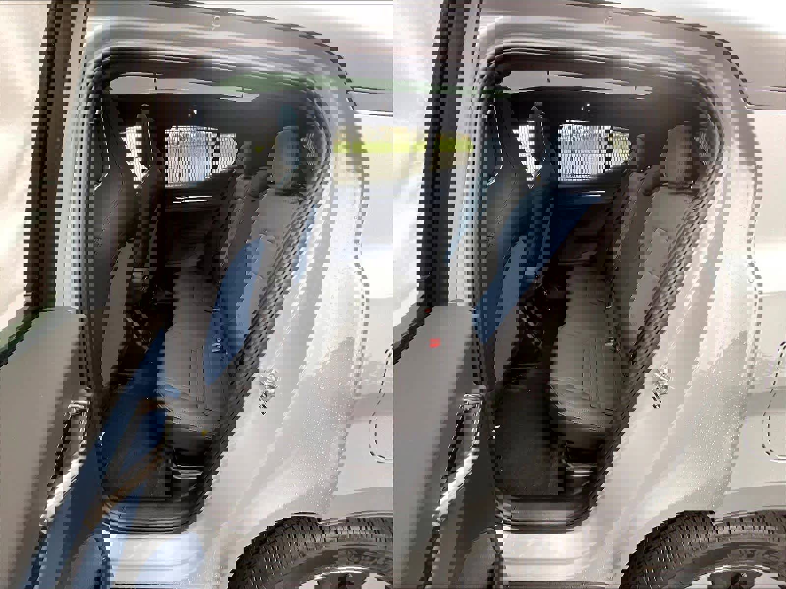 New 2026 Volvo EX30 Plus w/ Protection Package Premier image 12