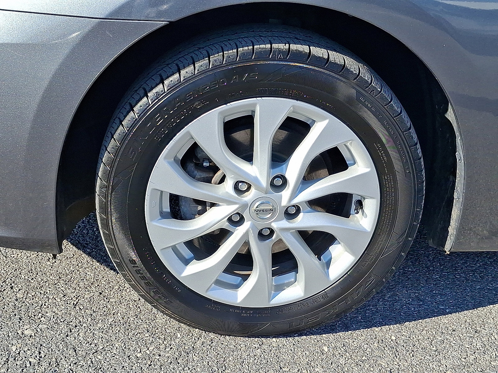 Used 2018 Nissan Sentra SV image 11