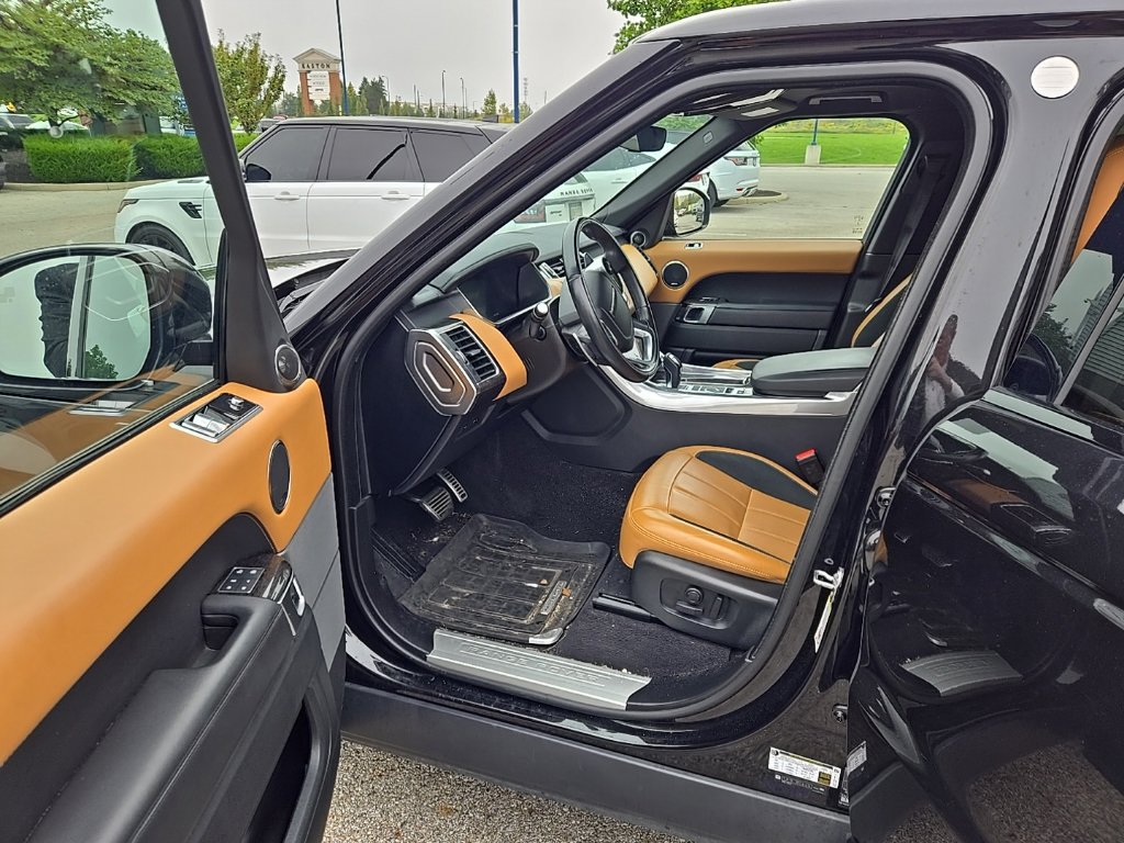 Used 2022 Land Rover Range Rover Sport HSE Dynamic AWD/4WD image 16