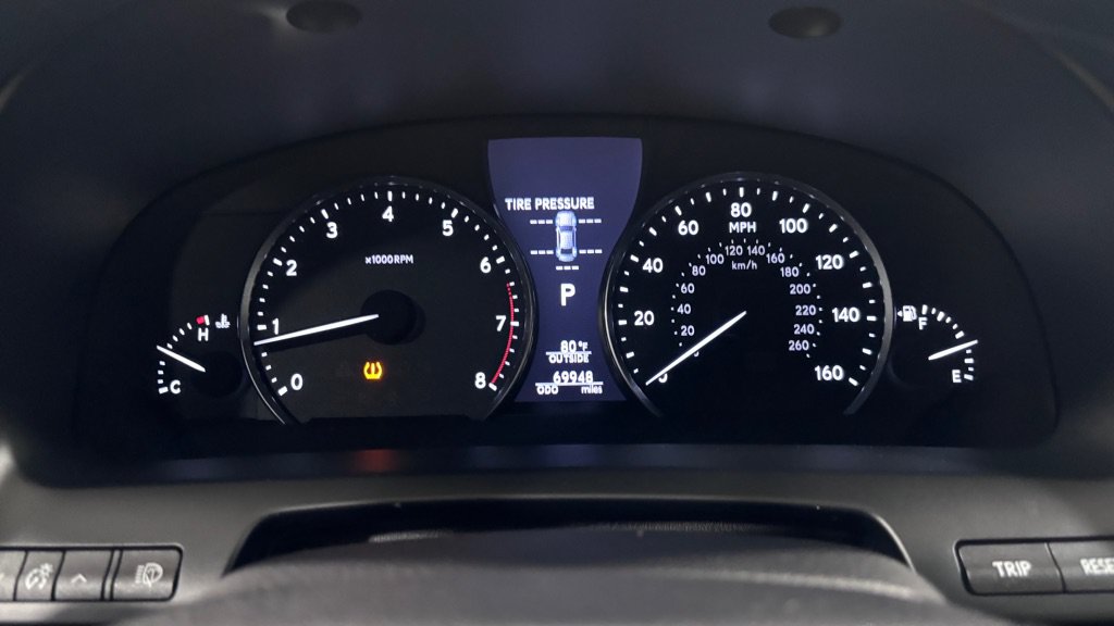 Used 2017 Lexus LS 460 w/ Comfort Package RWD image 14