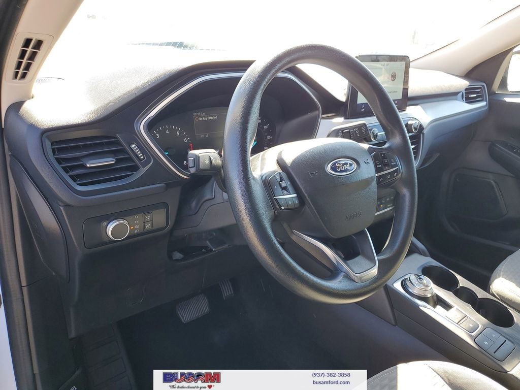 Certified 2020 Ford Escape SE image 18