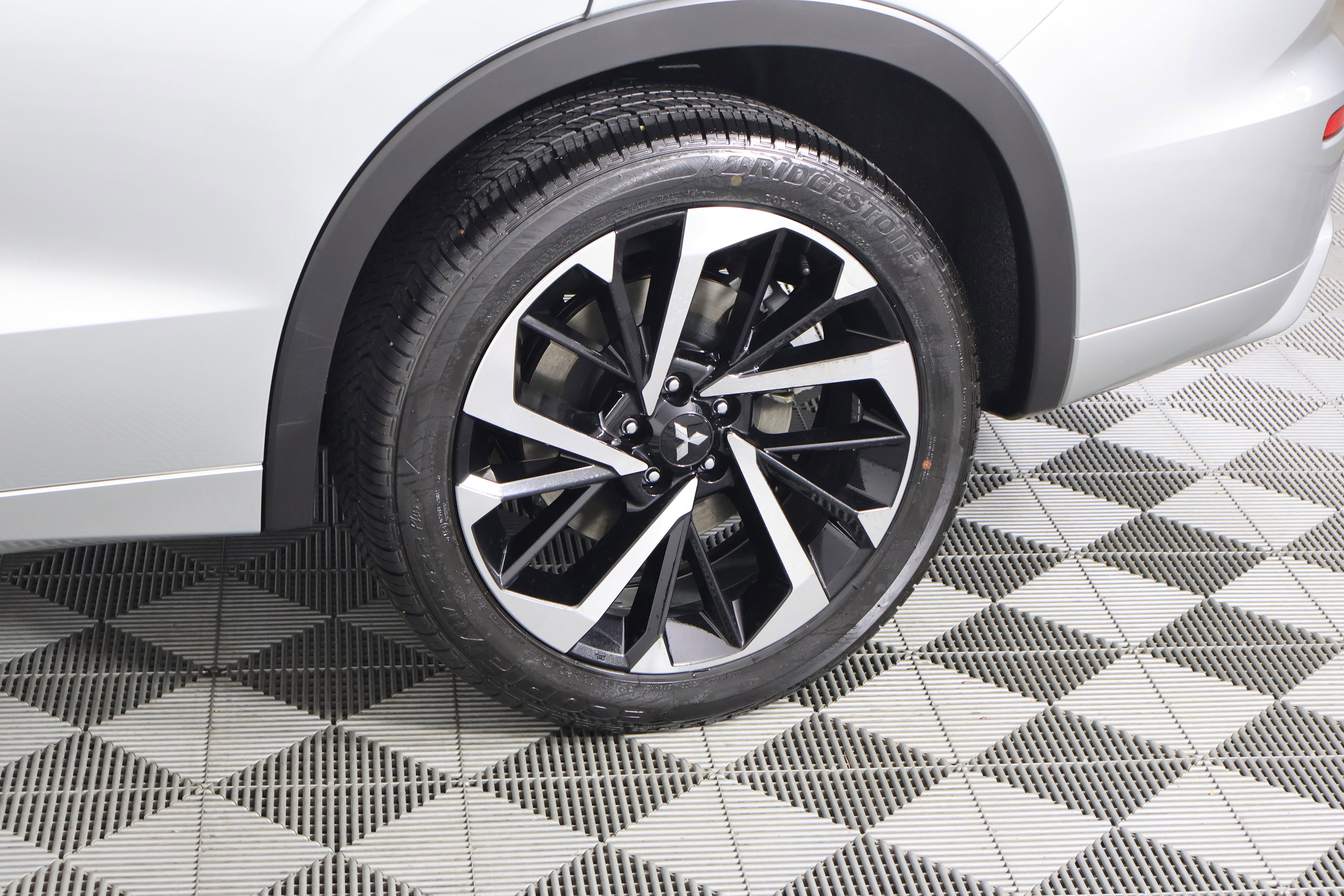 Used 2024 Mitsubishi Outlander SEL image 53