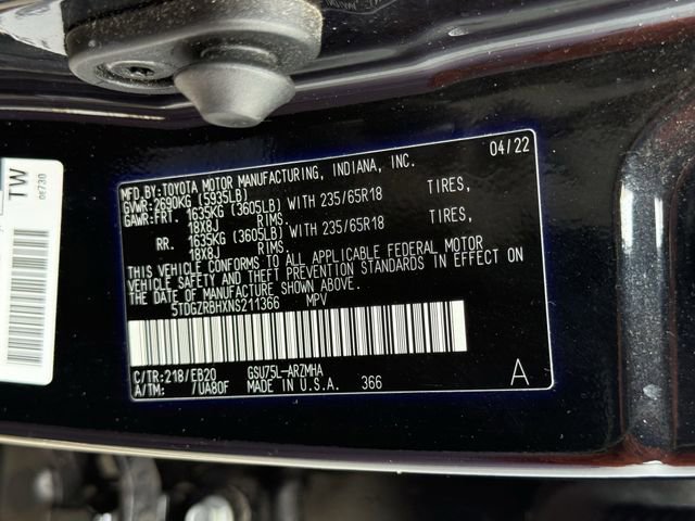 Used 2022 Toyota Highlander XLE image 37