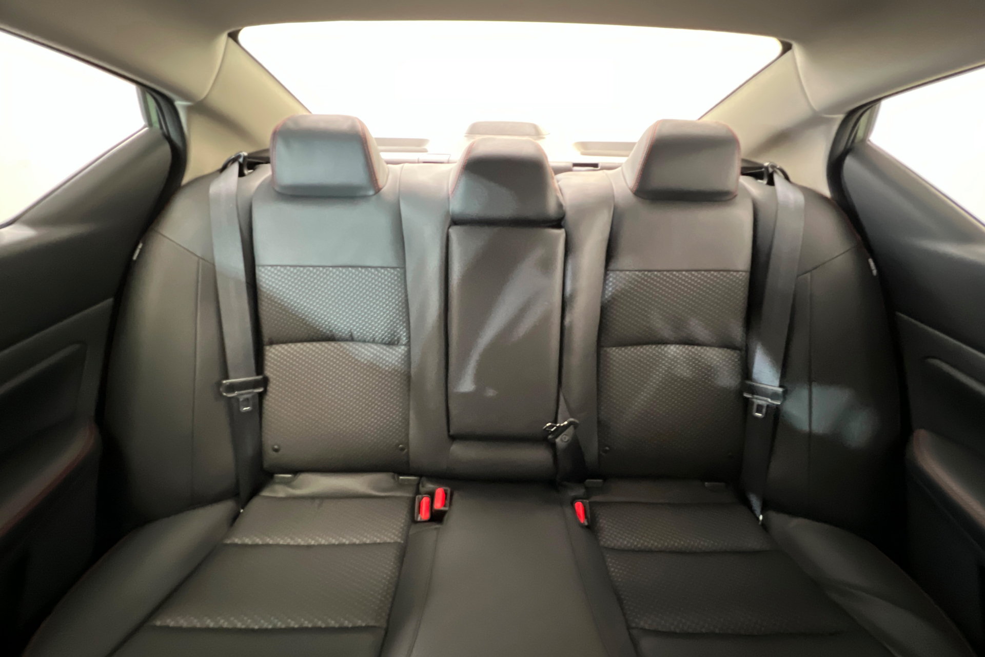 New 2026 Nissan Altima 2.5 SR w/ SR Midnight Edition Package FWD image 24