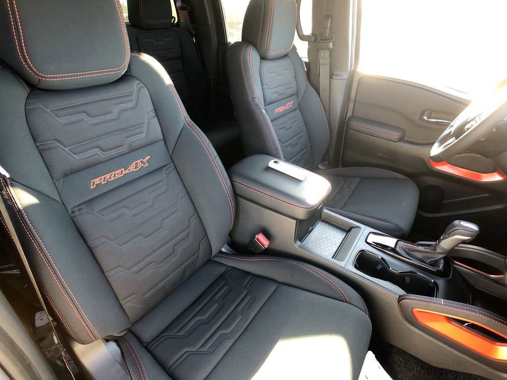 New 2025 Nissan Frontier PRO-4X image 24