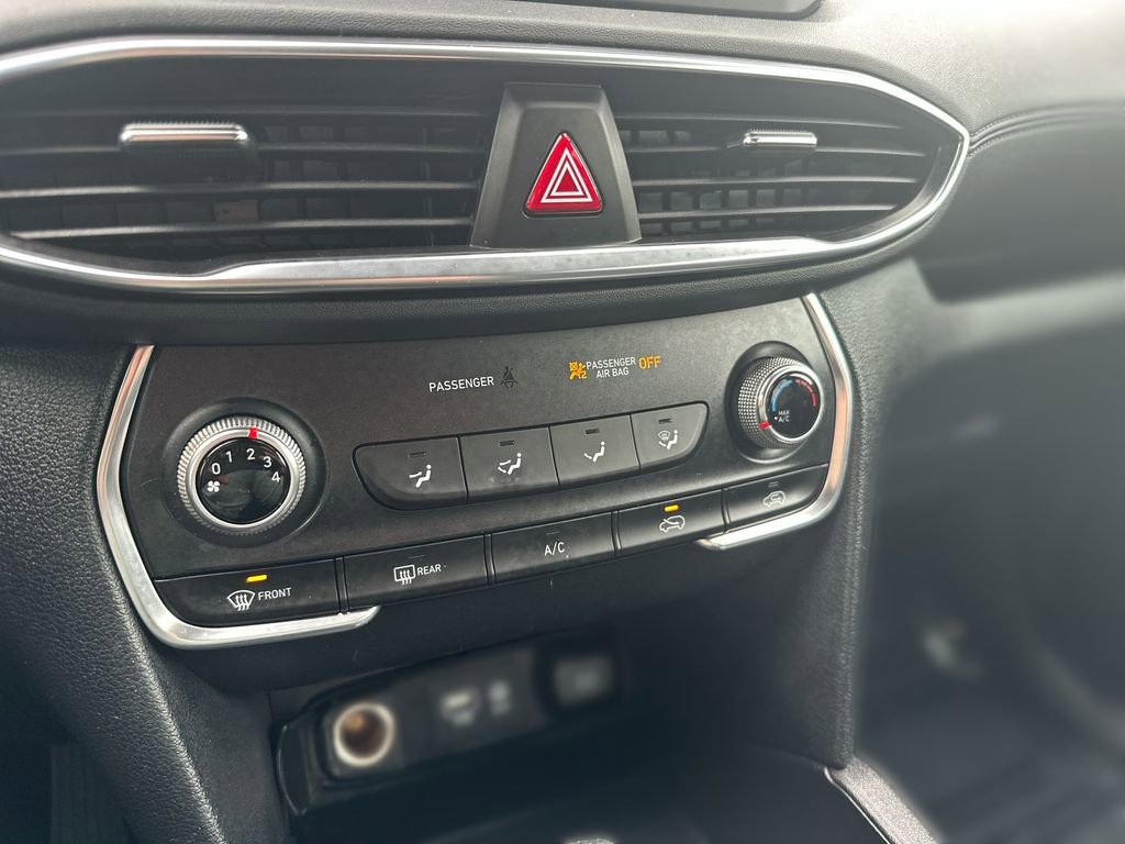 Used 2019 Hyundai Santa Fe SE FWD image 16