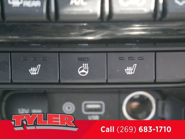 Used 2019 Kia Sportage EX w/ EX Premium Package AWD/4WD image 32