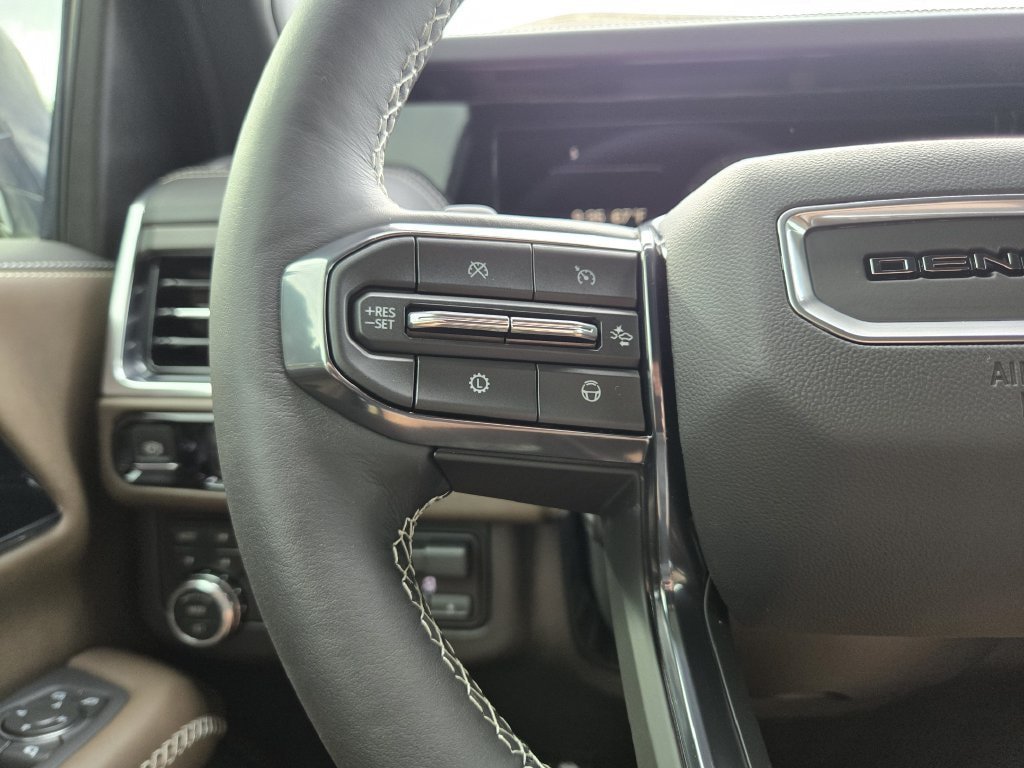 New 2027 GMC Yukon Denali Ultimate AWD/4WD image 16