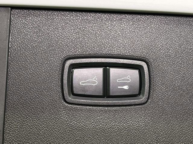 Certified 2025 Porsche Cayenne E-Hybrid image 22