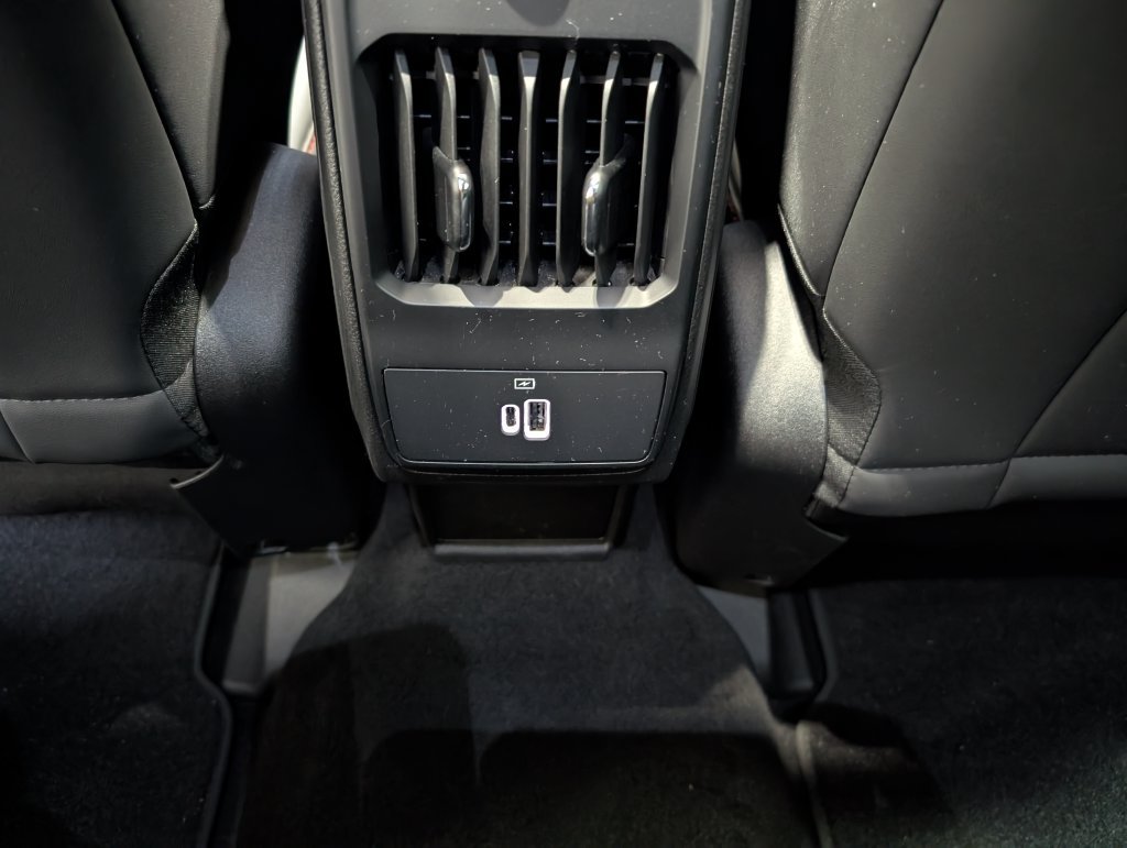 Used 2024 Dodge Hornet R/T Plus AWD/4WD image 11