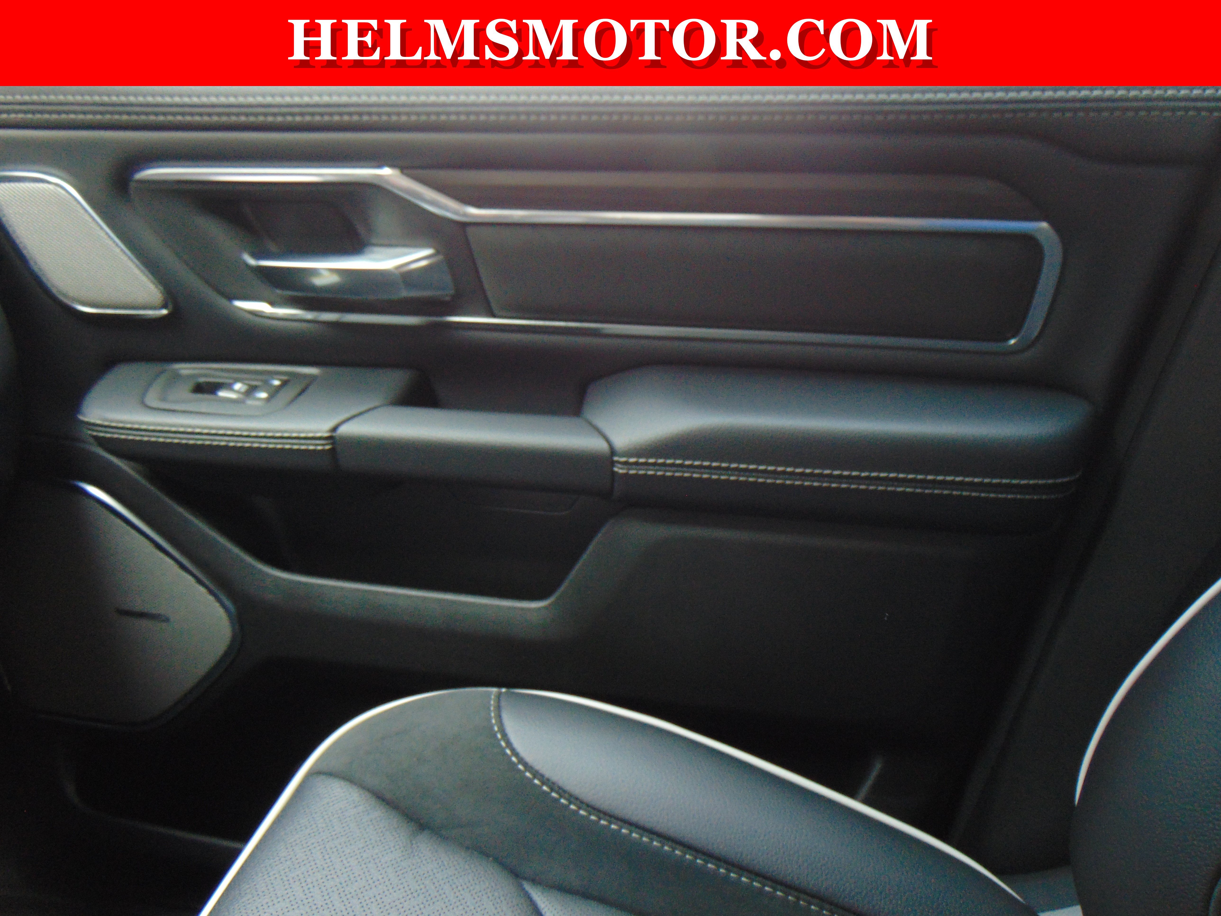 New 2026 RAM 1500 Laramie w/ Night Edition AWD/4WD image 37