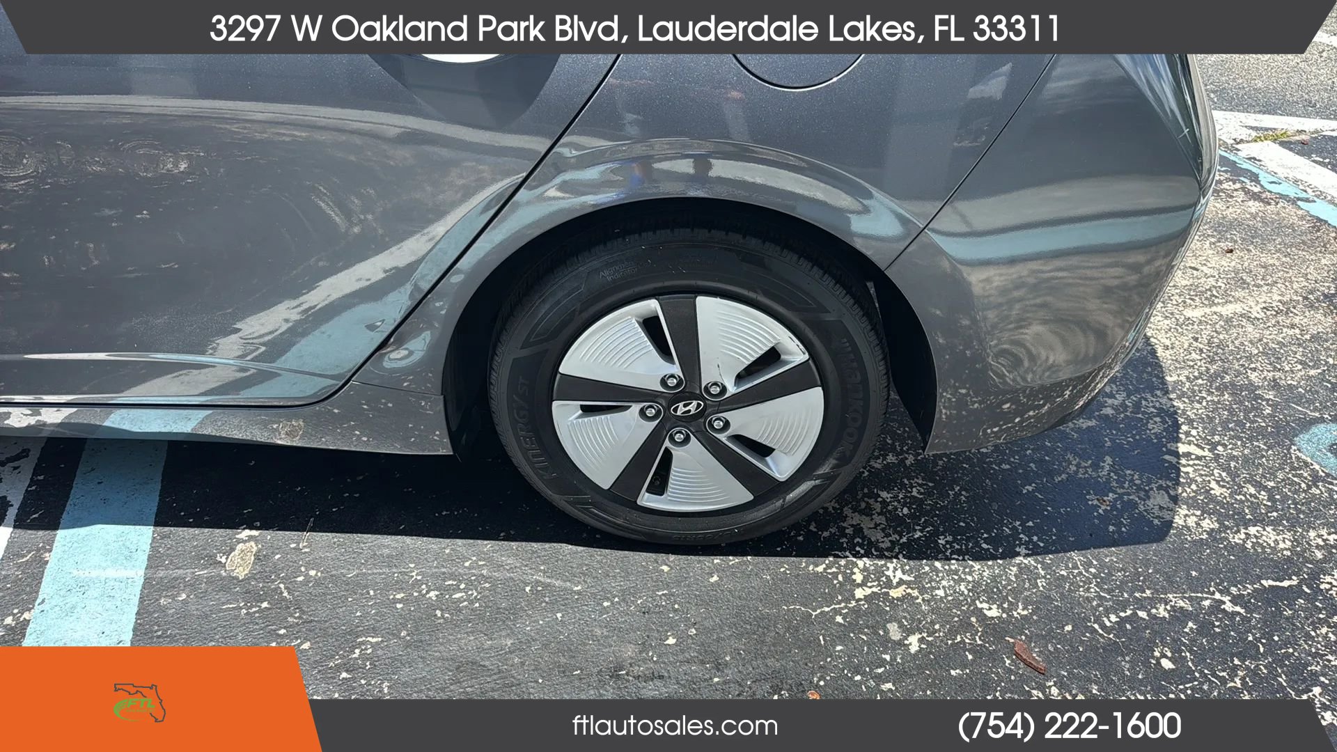 Used 2018 Hyundai Ioniq Blue FWD image 16