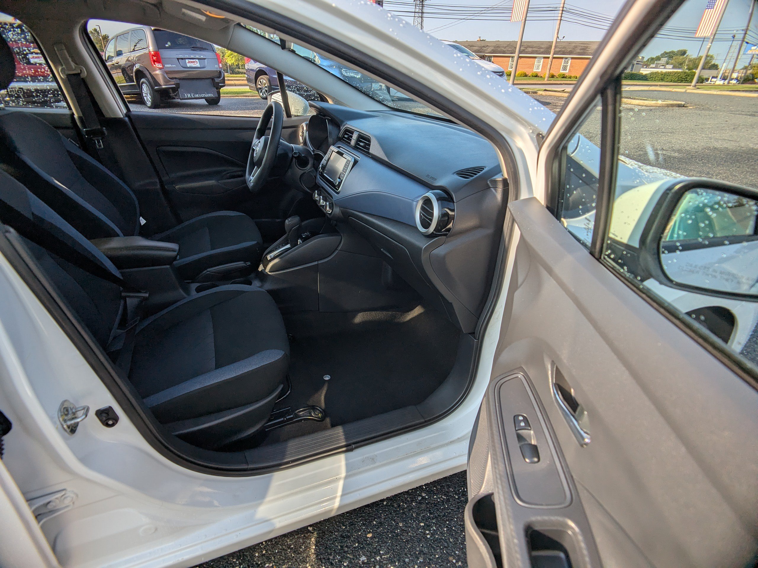 Used 2024 Nissan Versa SV FWD image 12