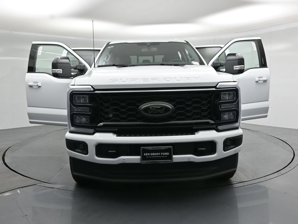 New 2026 Ford F250 Lariat w/ Black Appearance Package AWD/4WD image 31