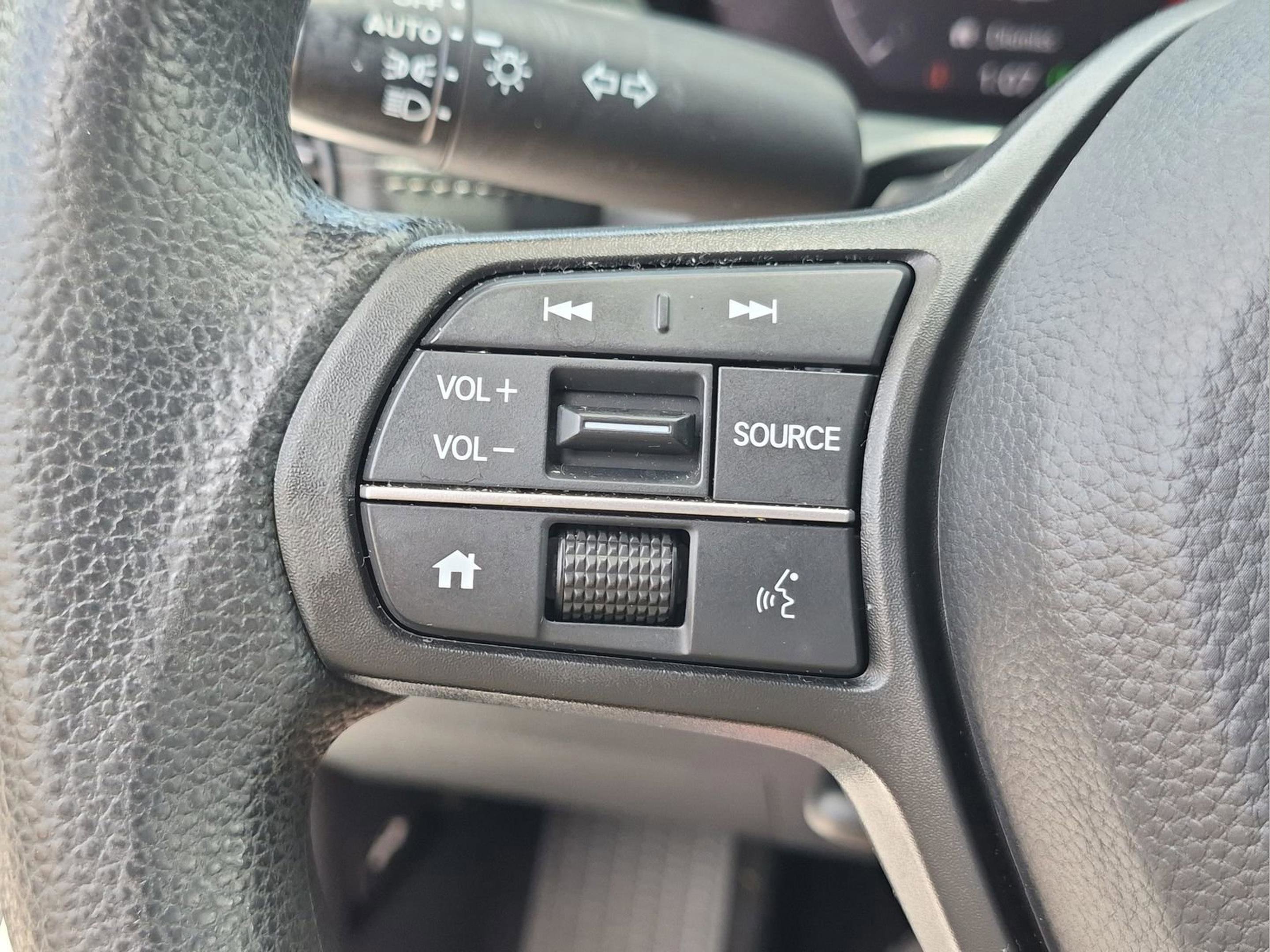 Certified 2023 Honda HR-V LX image 13
