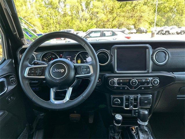 Used 2023 Jeep Wrangler Sahara image 14