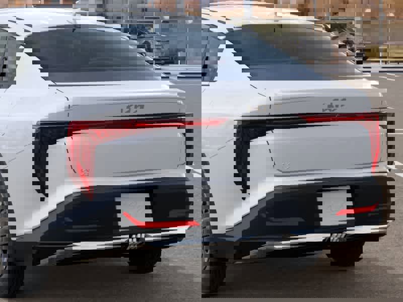 New 2026 Kia K4 LX image 13